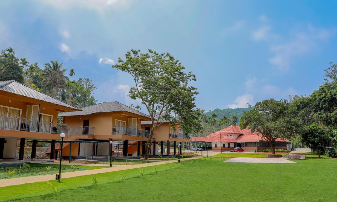 Sterling Vythiri Wayanad Hotel Ngoại thất bức ảnh