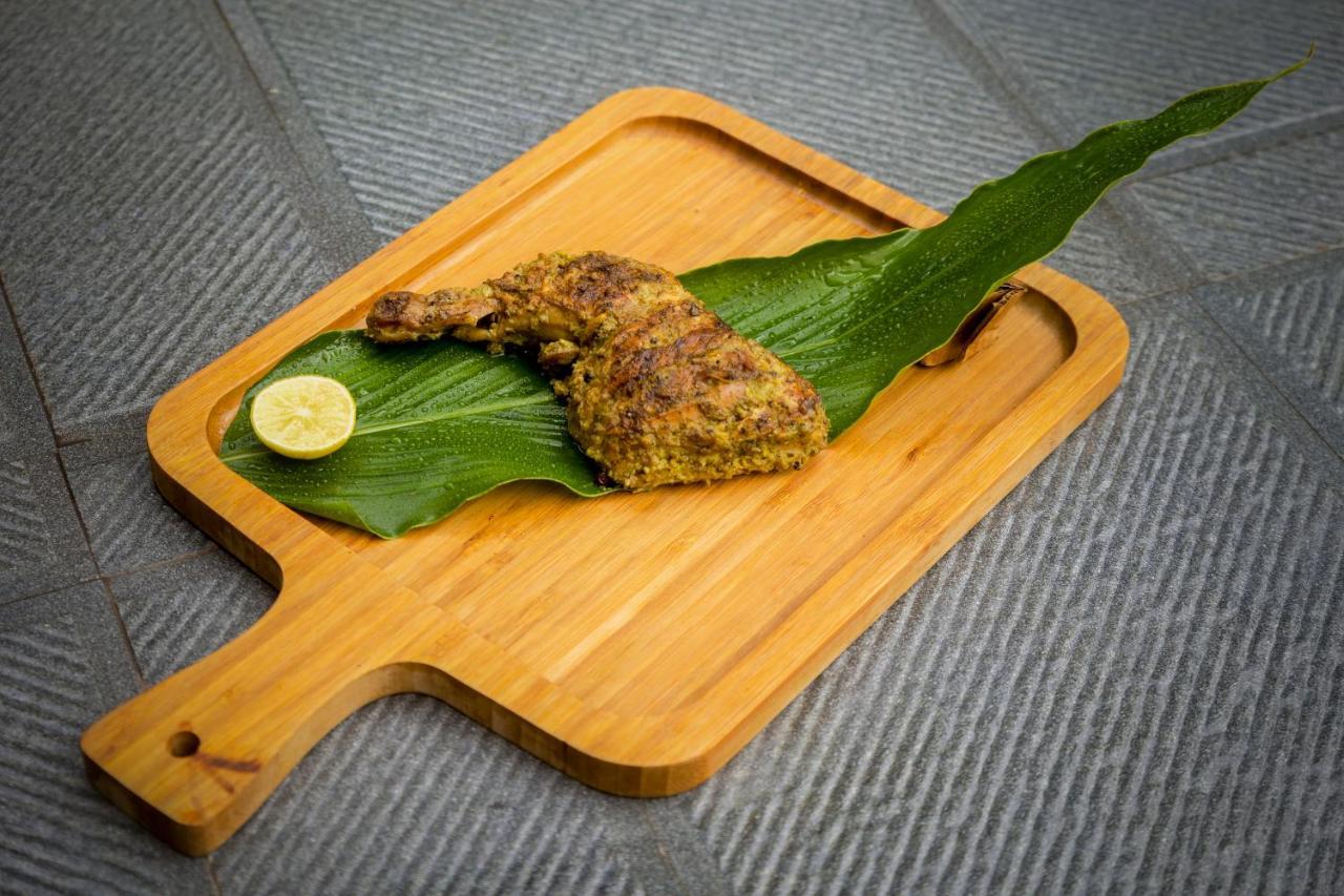 Sterling Vythiri Wayanad Hotel Ngoại thất bức ảnh