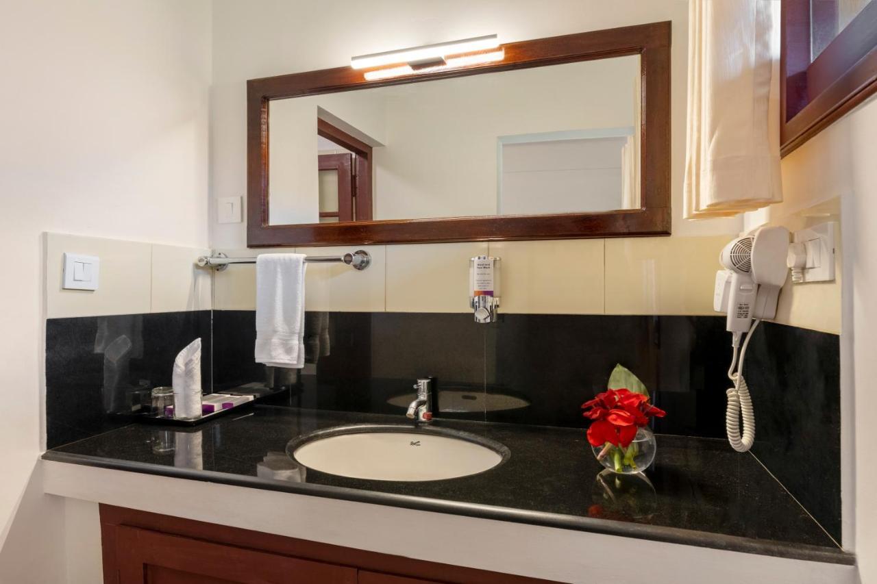 Sterling Vythiri Wayanad Hotel Ngoại thất bức ảnh