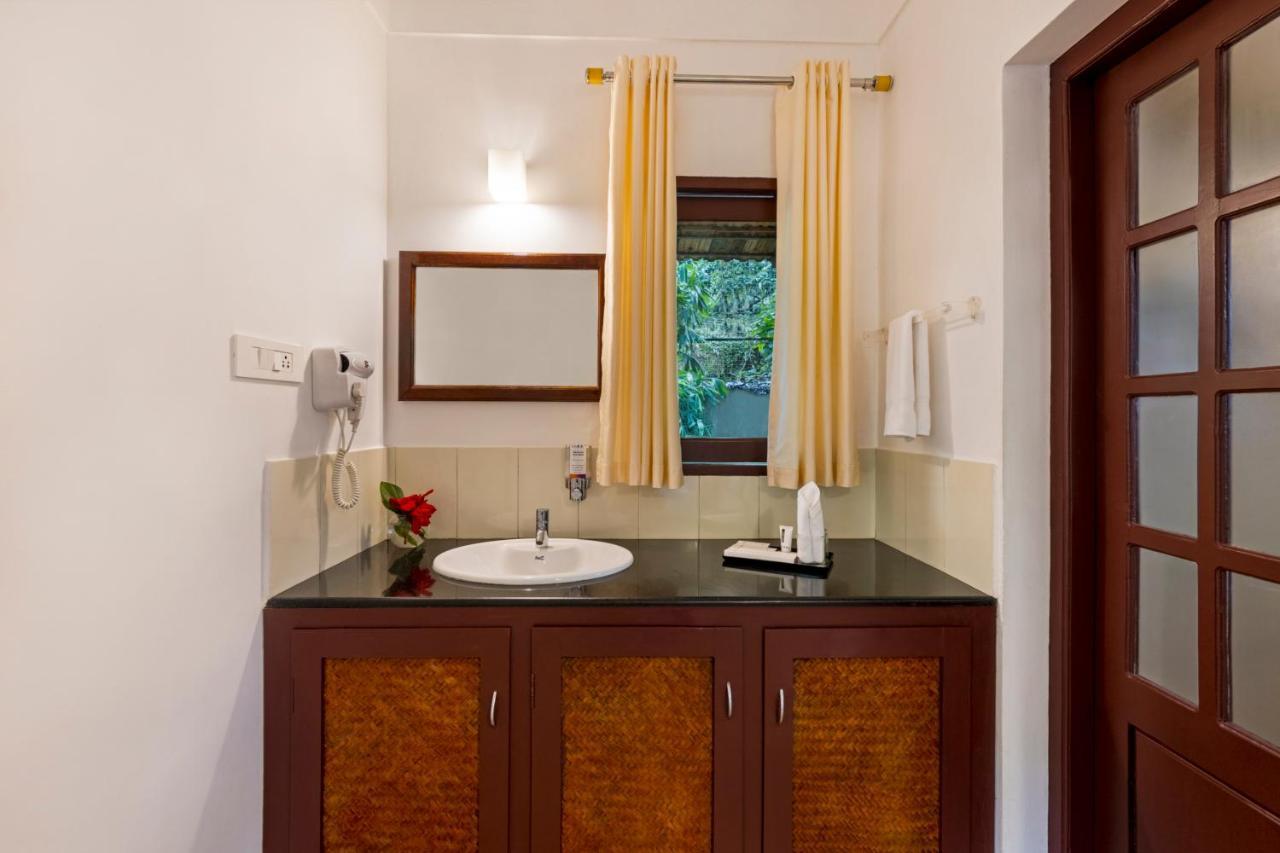 Sterling Vythiri Wayanad Hotel Ngoại thất bức ảnh