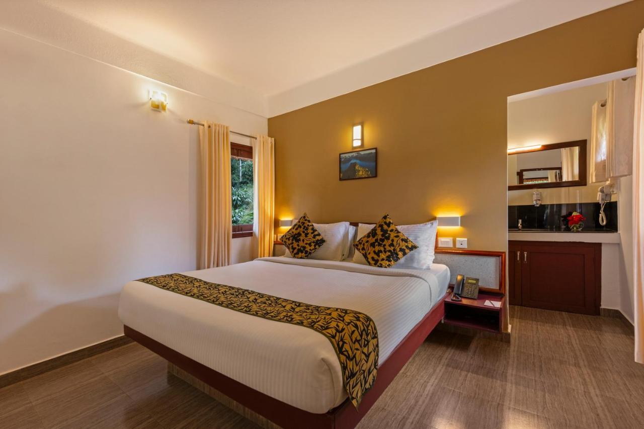 Sterling Vythiri Wayanad Hotel Ngoại thất bức ảnh